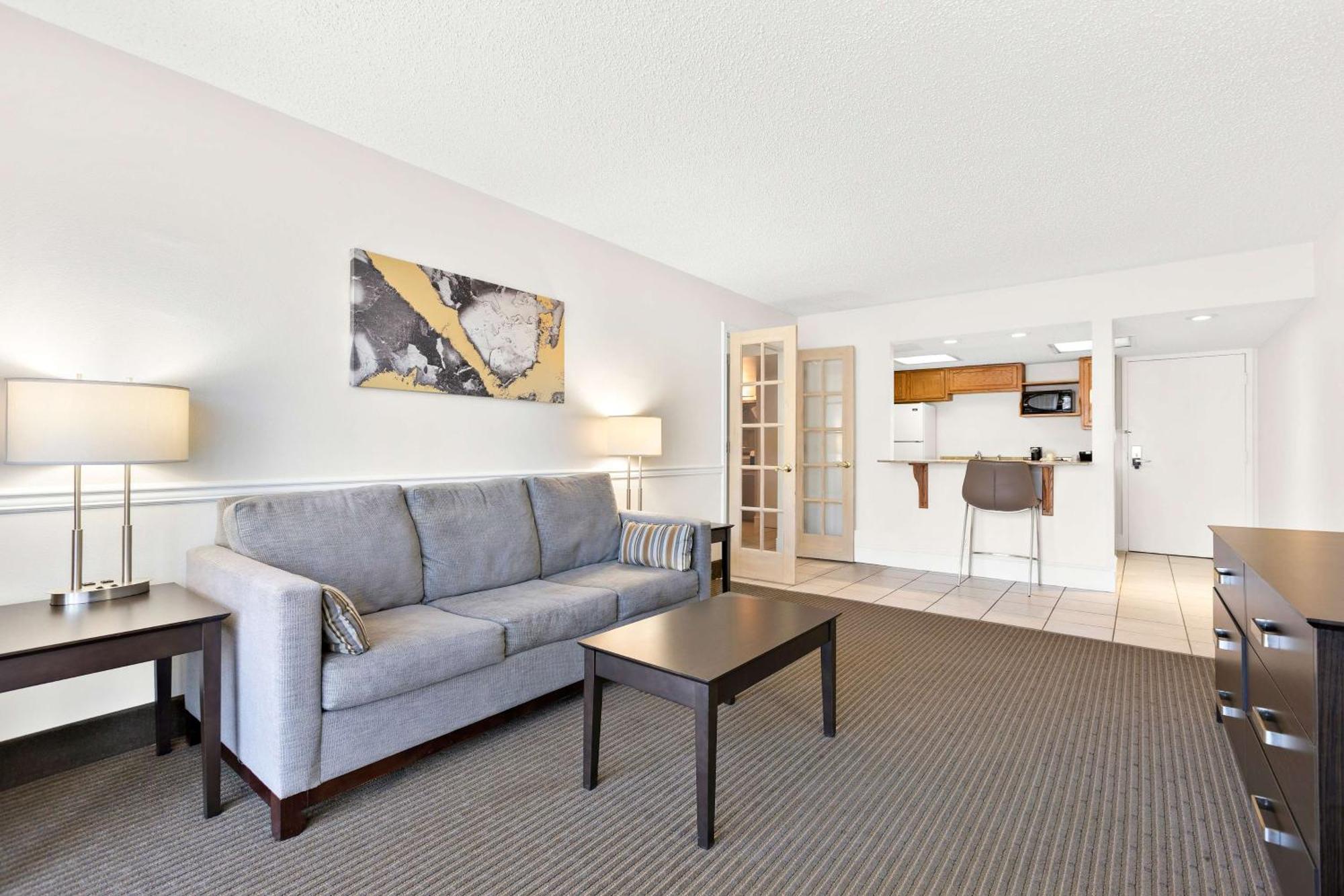 Western Downtown 3*